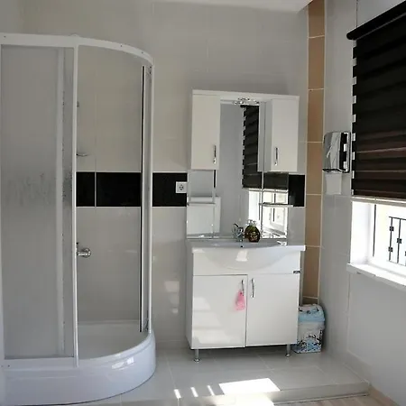 Quarto em Acomodações Particulares Adali *